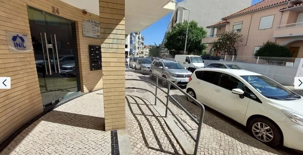 Apartamento T2 para Venda em Algueirão-Mem Martins Foto 7
