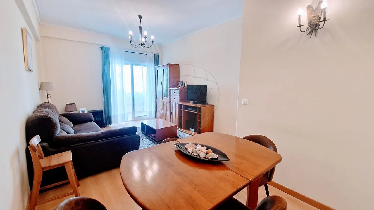 Apartamento T2 para Venda em Santa Iria de Azoia, São João da Talha e Bobadela Foto 17