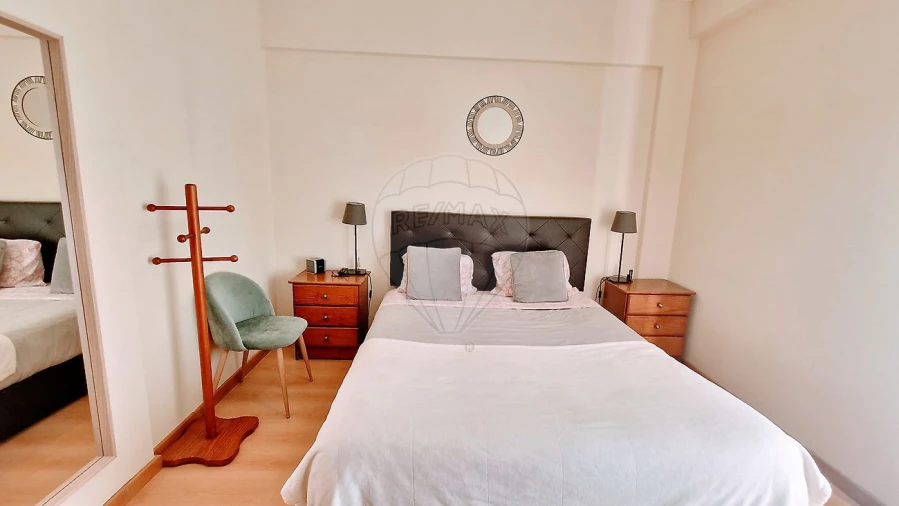 Apartamento T2 para Venda em Santa Iria de Azoia, São João da Talha e Bobadela Foto 8