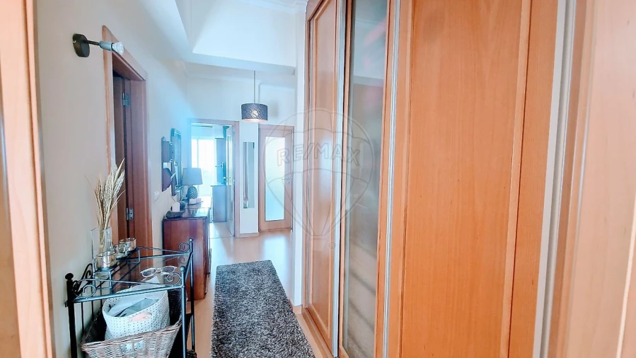 Apartamento T2 para Venda em Santa Iria de Azoia, São João da Talha e Bobadela Foto 11