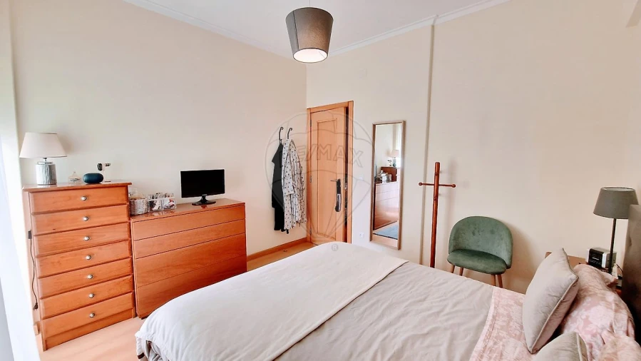 Apartamento T2 para Venda em Santa Iria de Azoia, São João da Talha e Bobadela Foto 10