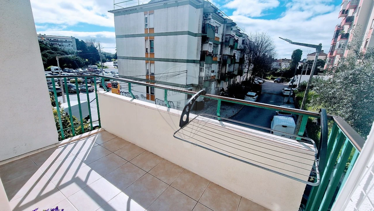 Apartamento T2 para Venda em Santa Iria de Azoia, São João da Talha e Bobadela Foto 4