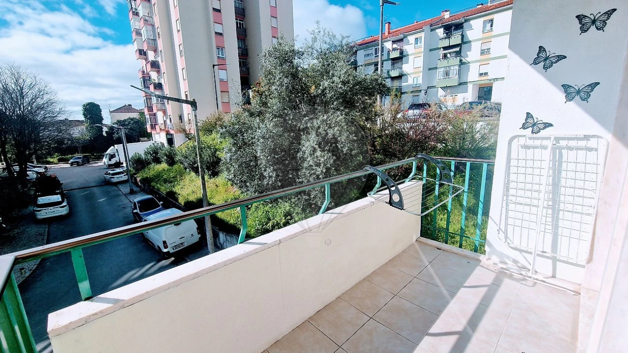 Apartamento T2 para Venda em Santa Iria de Azoia, São João da Talha e Bobadela Foto 5