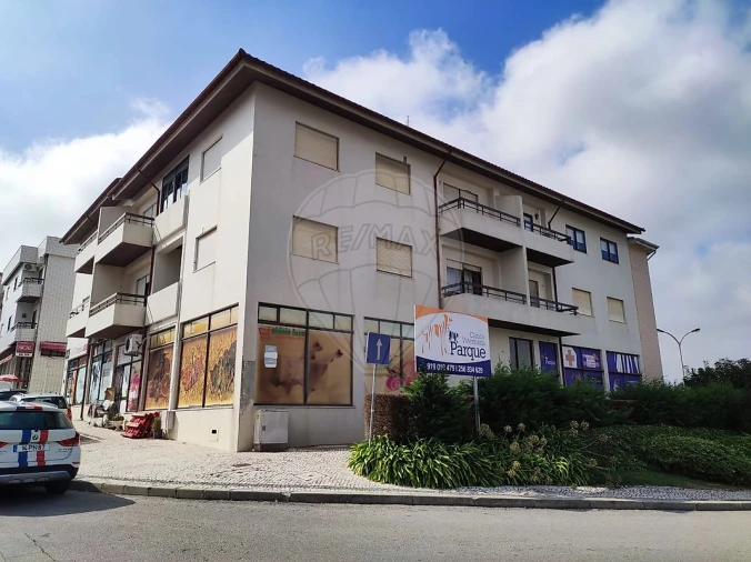 Loja para Venda em São João da Madeira Foto 1