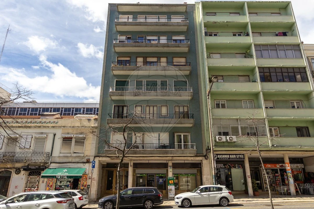 Apartamento T5 para Venda em Arroios Foto 35