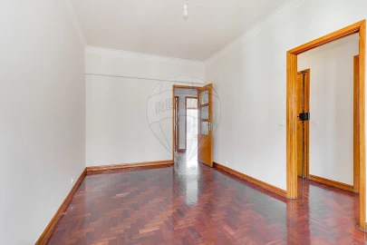 Apartamento T5 para Venda em Arroios