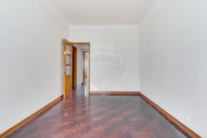 Apartamento T5 para Venda em Arroios