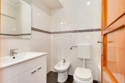 Apartamento T5 para Venda em Arroios
