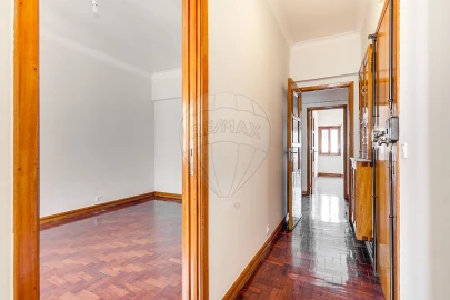 Apartamento T5 para Venda em Arroios