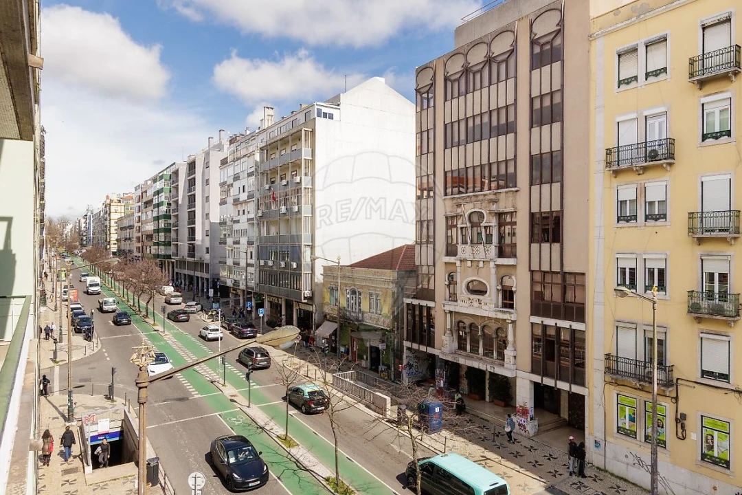 Apartamento T5 para Venda em Arroios Foto 11