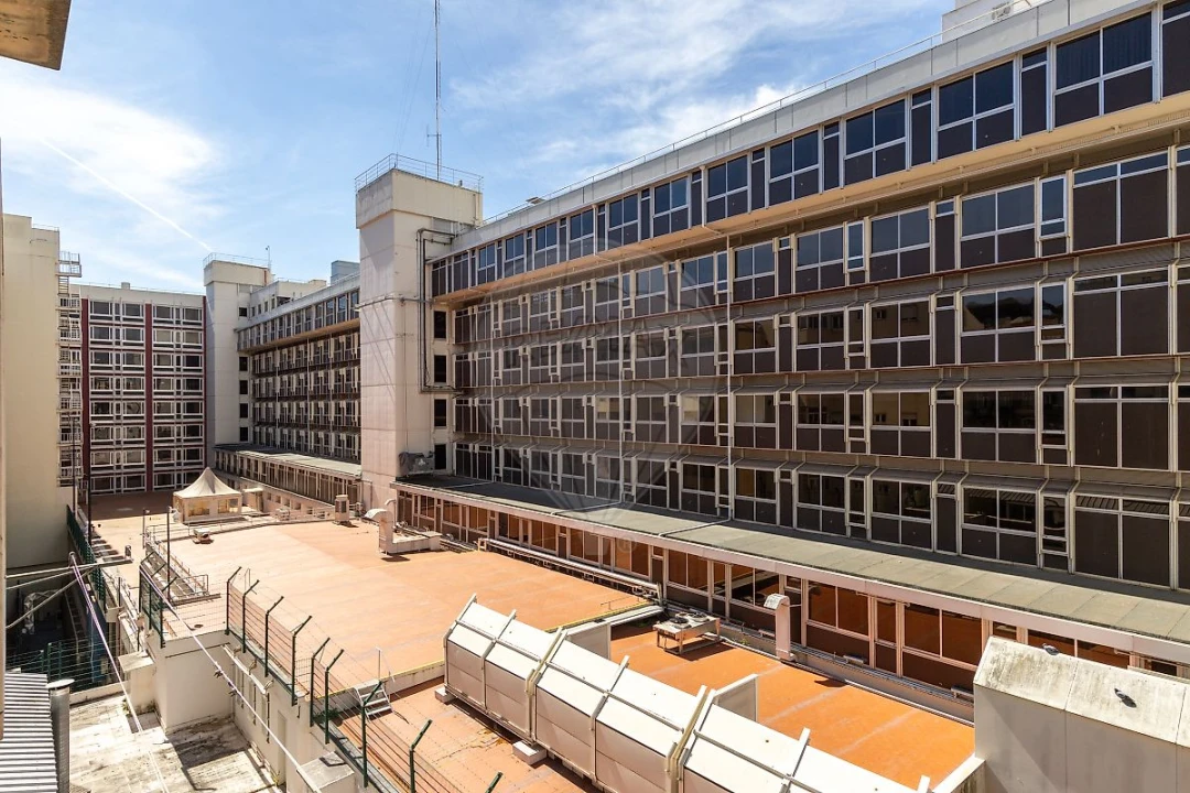 Apartamento T5 para Venda em Arroios Foto 36