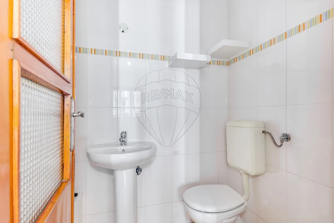 Apartamento T5 para Venda em Arroios Foto 28