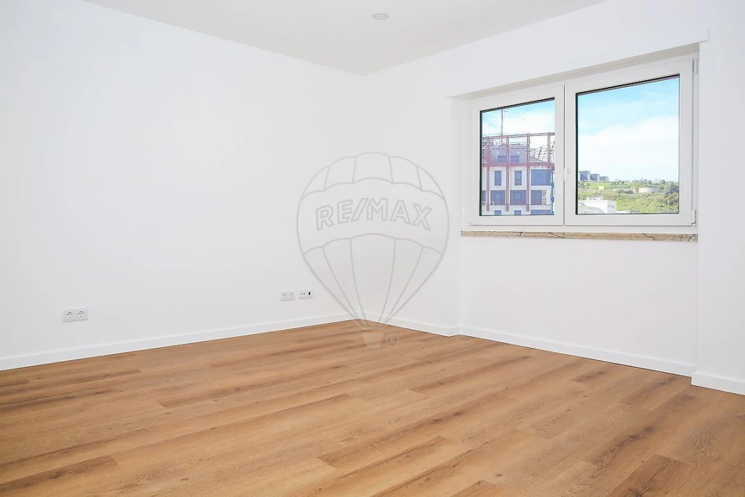 Apartamento T3 para Venda em Loures Foto 17