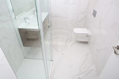 Apartamento T3 para Venda em Loures