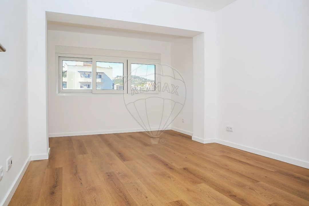 Apartamento T3 para Venda em Loures Foto 22