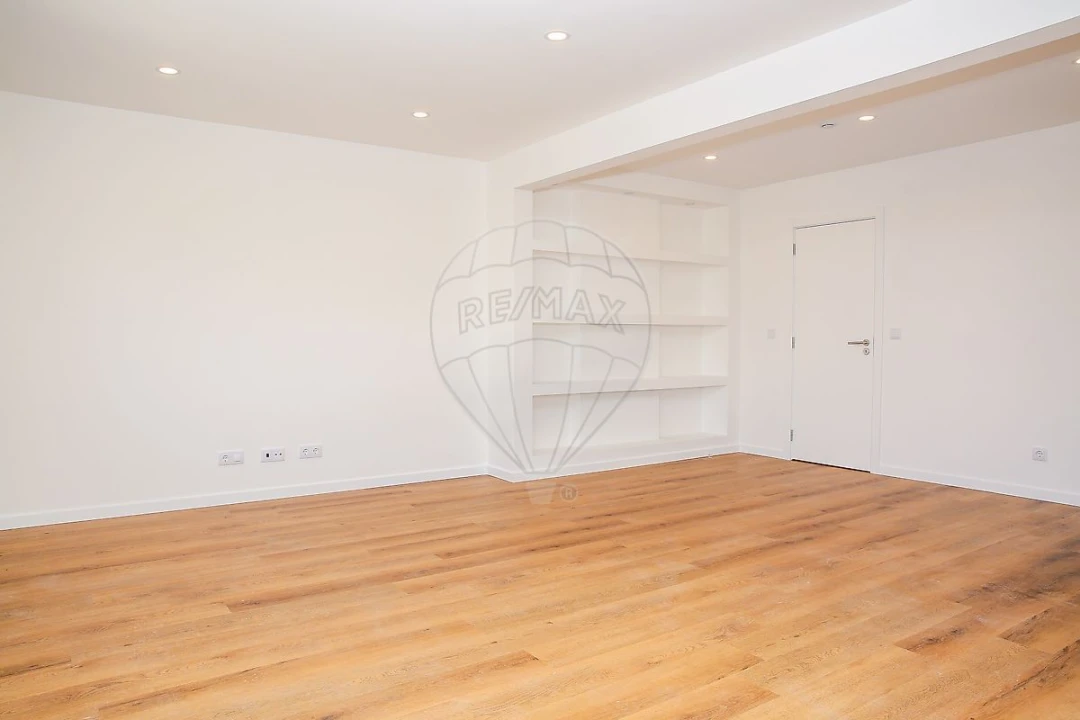 Apartamento T3 para Venda em Loures Foto 12