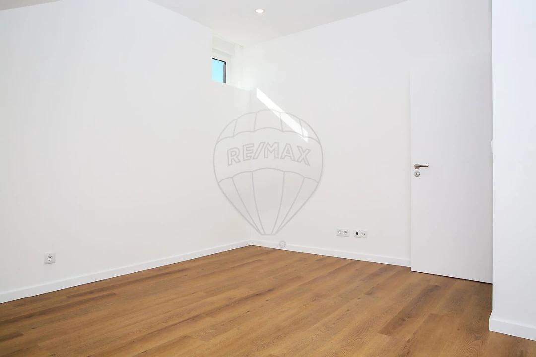 Apartamento T3 para Venda em Loures Foto 25
