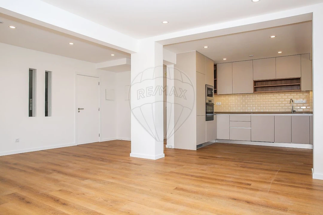 Apartamento T3 para Venda em Loures Foto 9