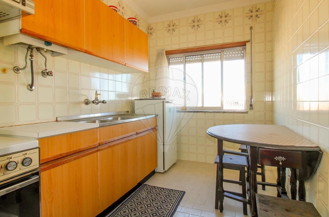 Apartamento T1 para Venda em Buarcos Foto 3