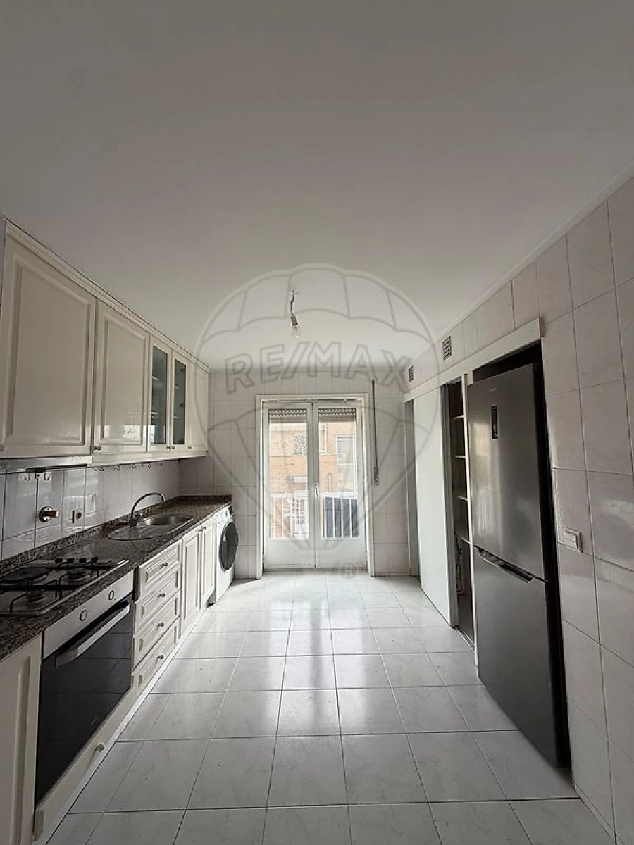 Apartamento T3 para Arrendamento em Matosinhos e Leça da Palmeira Foto 5