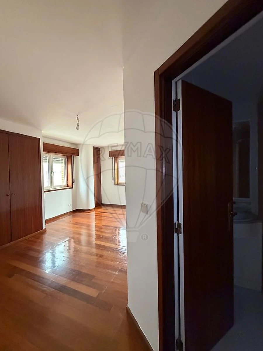 Apartamento T3 para Arrendamento em Matosinhos e Leça da Palmeira Foto 9