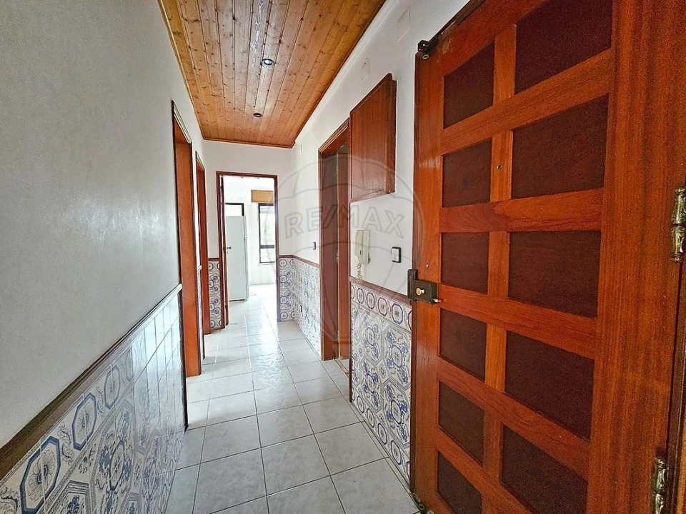 Apartamento T2 para Venda em Seixal, Arrentela e Aldeia de Paio Pires Foto 3