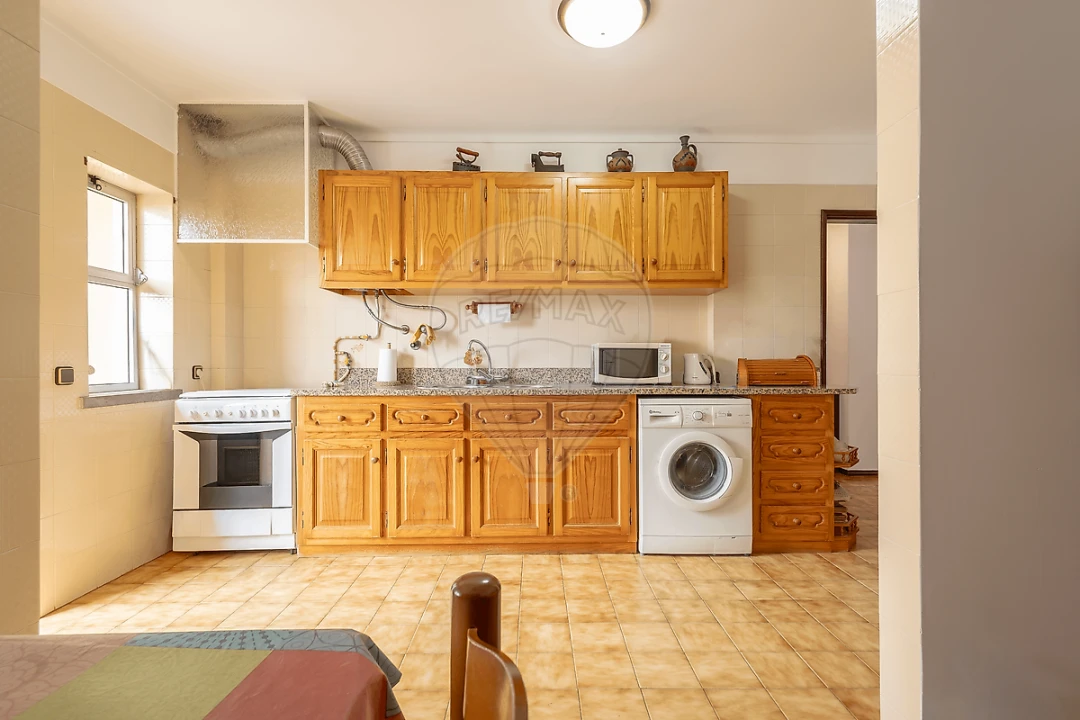 Apartamento T3 para Venda em Cadaval e Pêro Moniz Foto 7