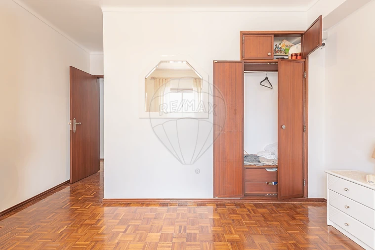 Apartamento T3 para Venda em Cadaval e Pêro Moniz Foto 17