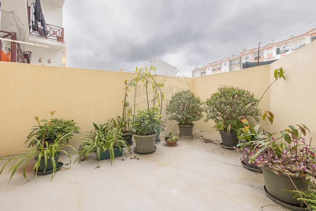 Apartamento T3 para Venda em Cadaval e Pêro Moniz Foto 10