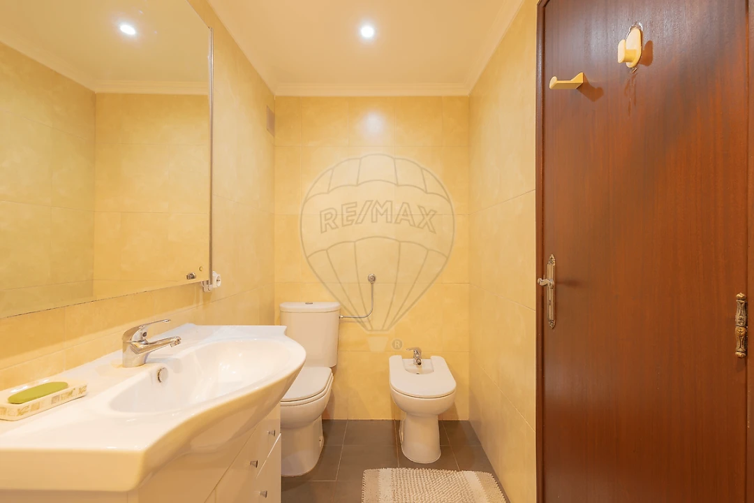 Apartamento T3 para Venda em Cadaval e Pêro Moniz Foto 14