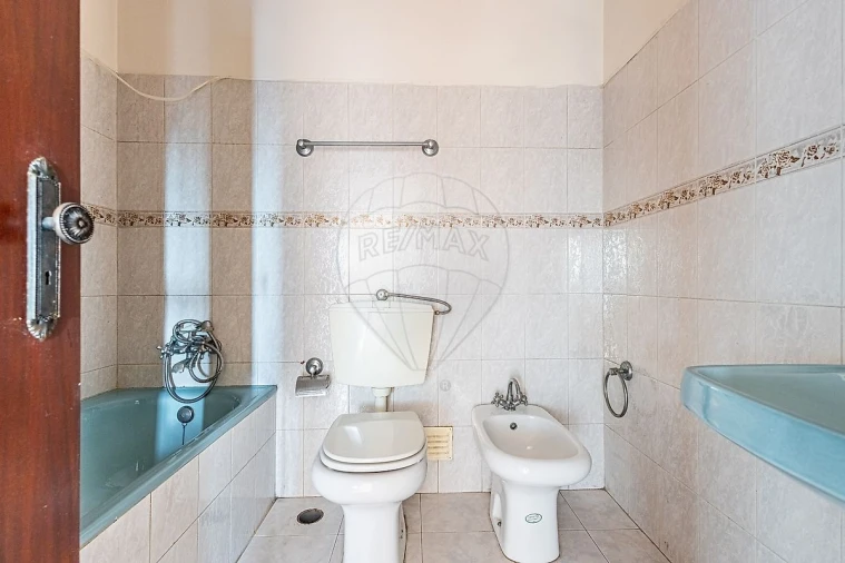 Apartamento T5 para Venda em Aveiras de Cima Foto 20