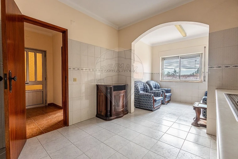 Apartamento T5 para Venda em Aveiras de Cima Foto 10