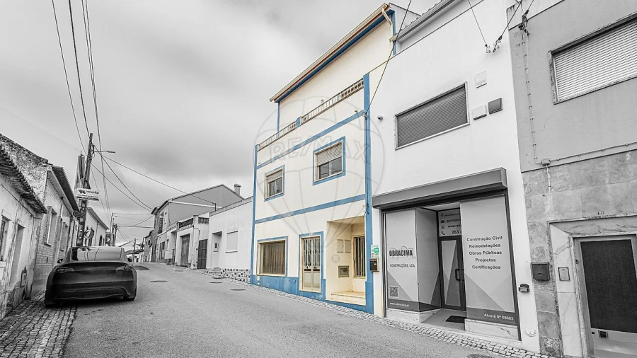 Apartamento T5 para Venda em Aveiras de Cima