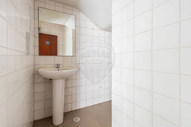 Loja para Venda em Aveiras de Cima Foto 6