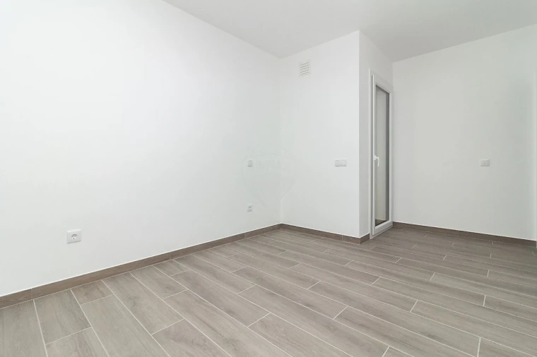 Apartamento T2 para Arrendamento em Samora Correia Foto 9
