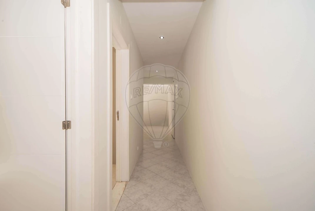 Apartamento T2 para Arrendamento em Falagueira-Venda Nova Foto 20