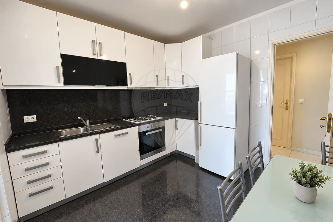 Apartamento T2 para Venda em Aguas Santas Foto 16