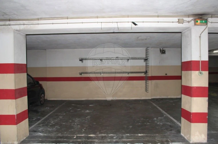Apartamento T2 para Venda em Aguas Santas Foto 2