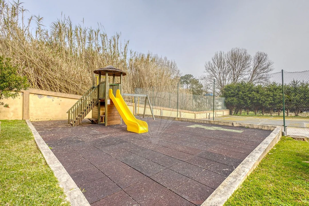 Apartamento T2 para Arrendamento em Canidelo Foto 31