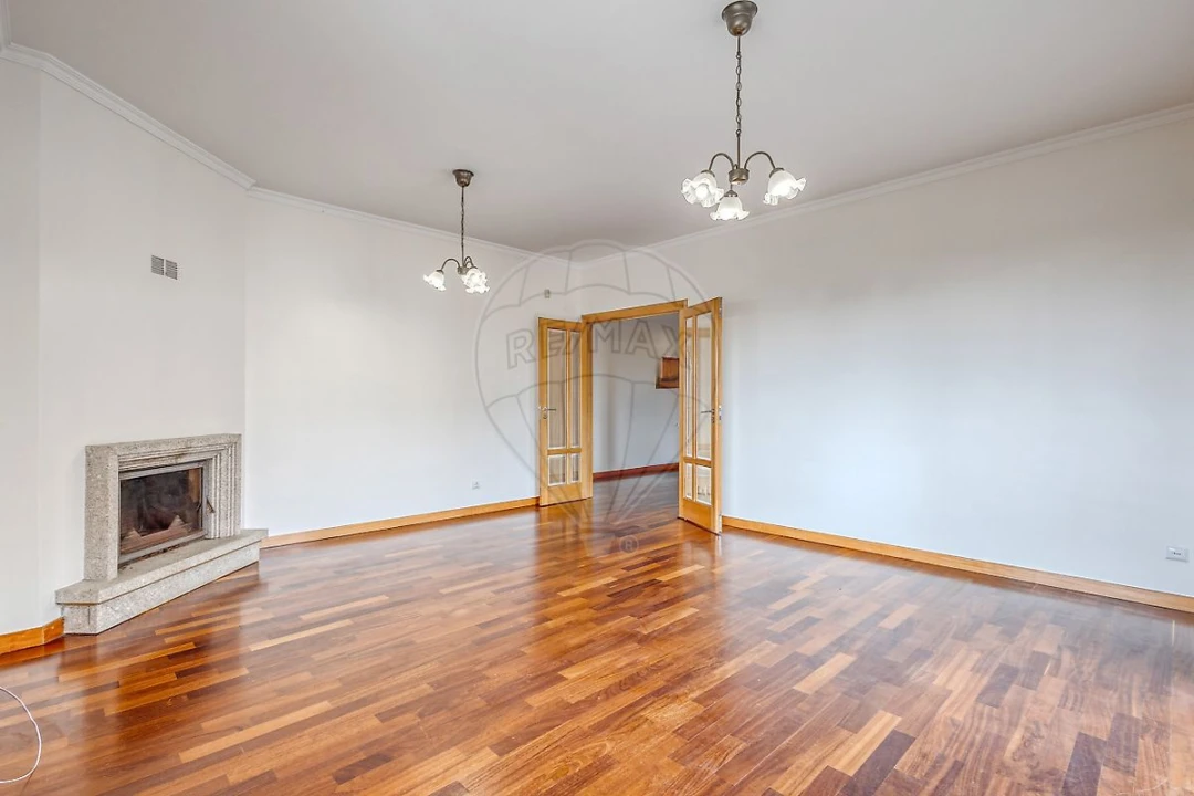 Apartamento T2 para Arrendamento em Canidelo Foto 4