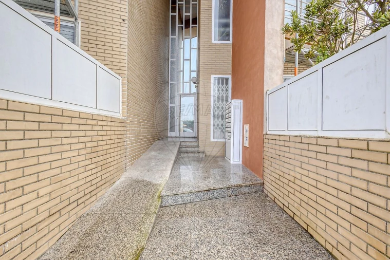 Apartamento T2 para Arrendamento em Canidelo Foto 27