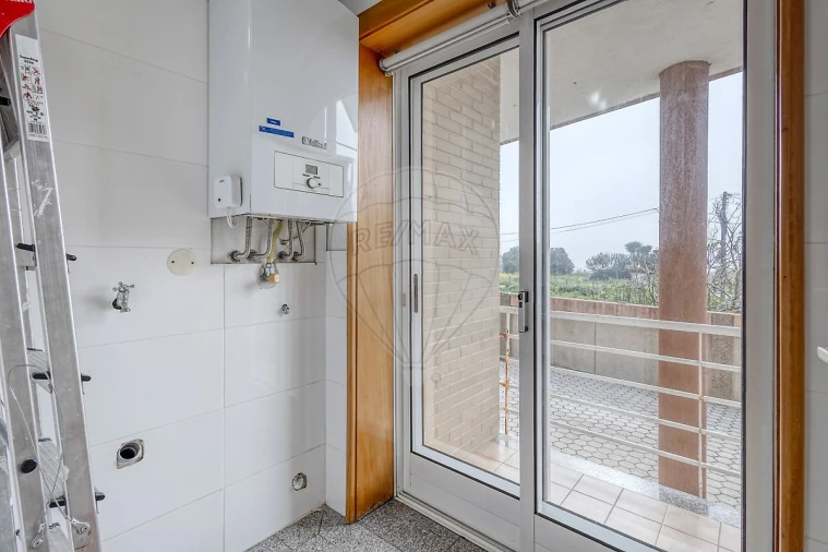 Apartamento T2 para Arrendamento em Canidelo Foto 5