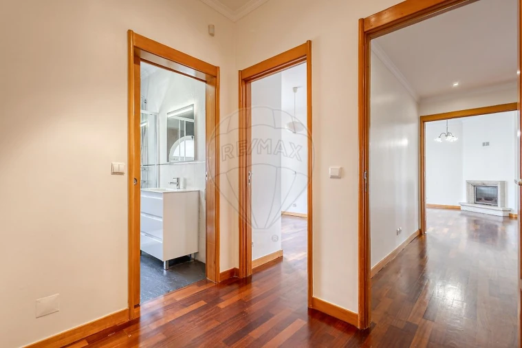 Apartamento T2 para Arrendamento em Canidelo Foto 20