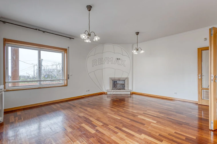 Apartamento T2 para Arrendamento em Canidelo Foto 2