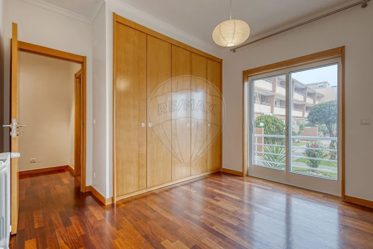 Apartamento T2 para Arrendamento em Canidelo Foto 23