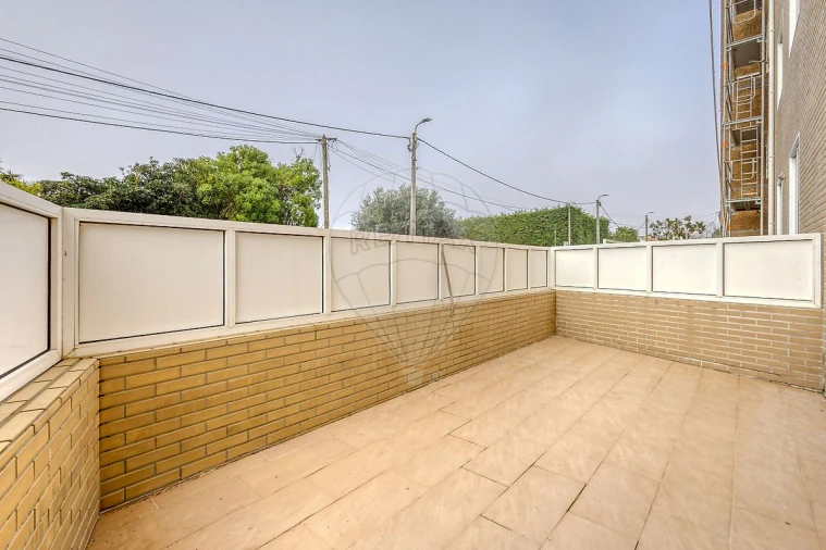 Apartamento T2 para Arrendamento em Canidelo Foto 7