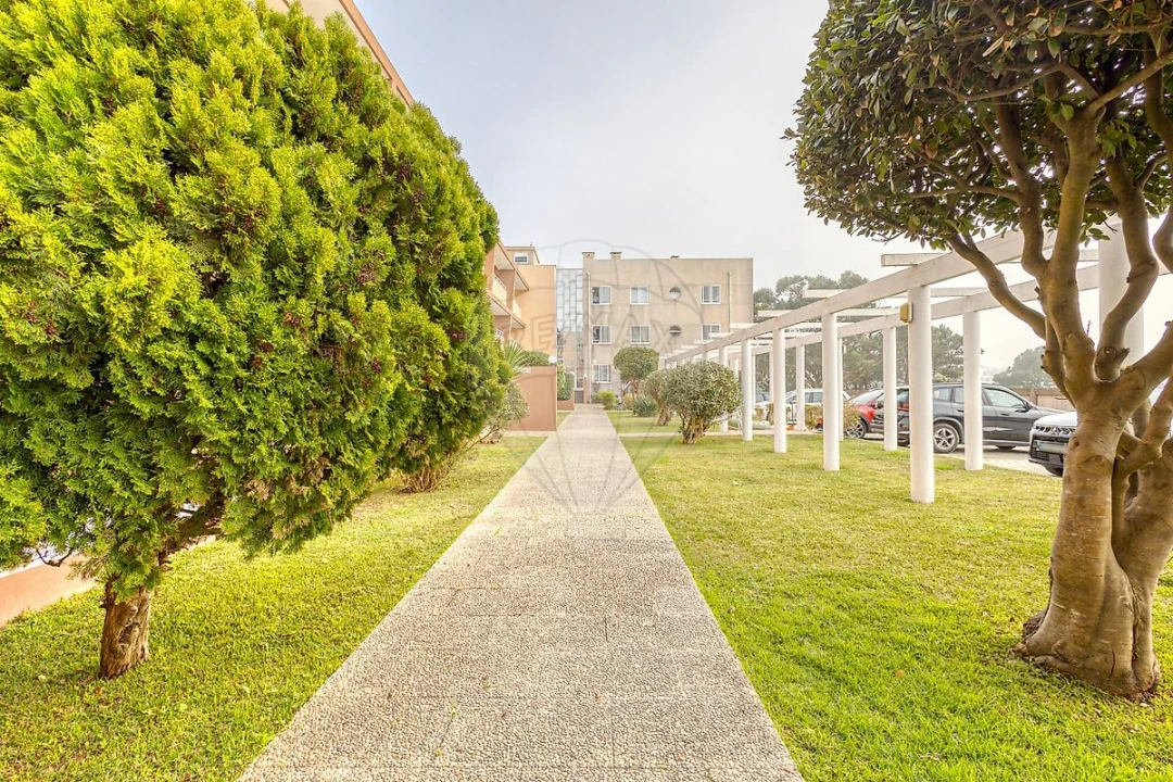 Apartamento T2 para Arrendamento em Canidelo Foto 29