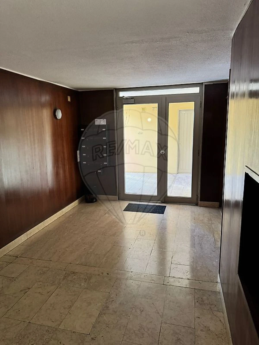 Apartamento T2 para Arrendamento em São Mamede de Infesta e Senhora da Hora Foto 5