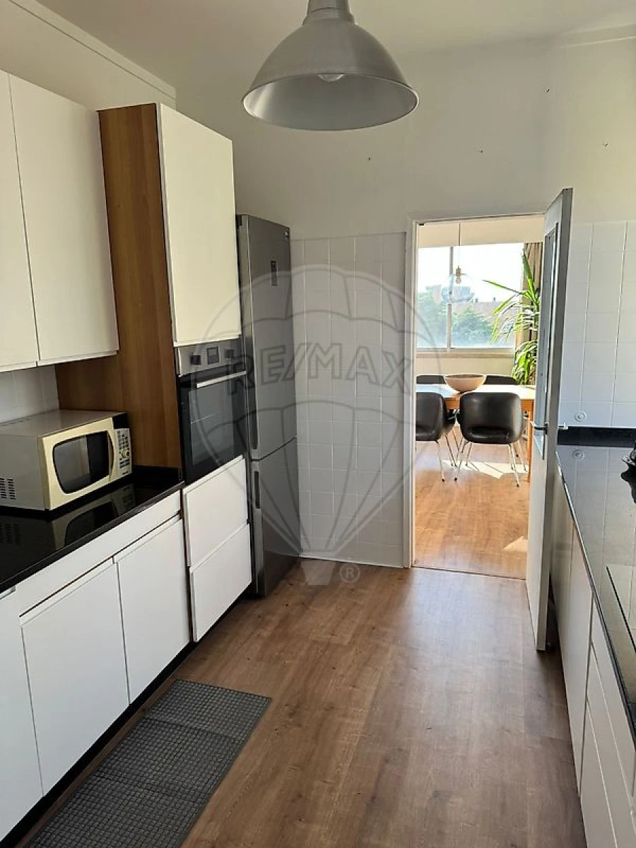 Apartamento T2 para Arrendamento em São Mamede de Infesta e Senhora da Hora Foto 14