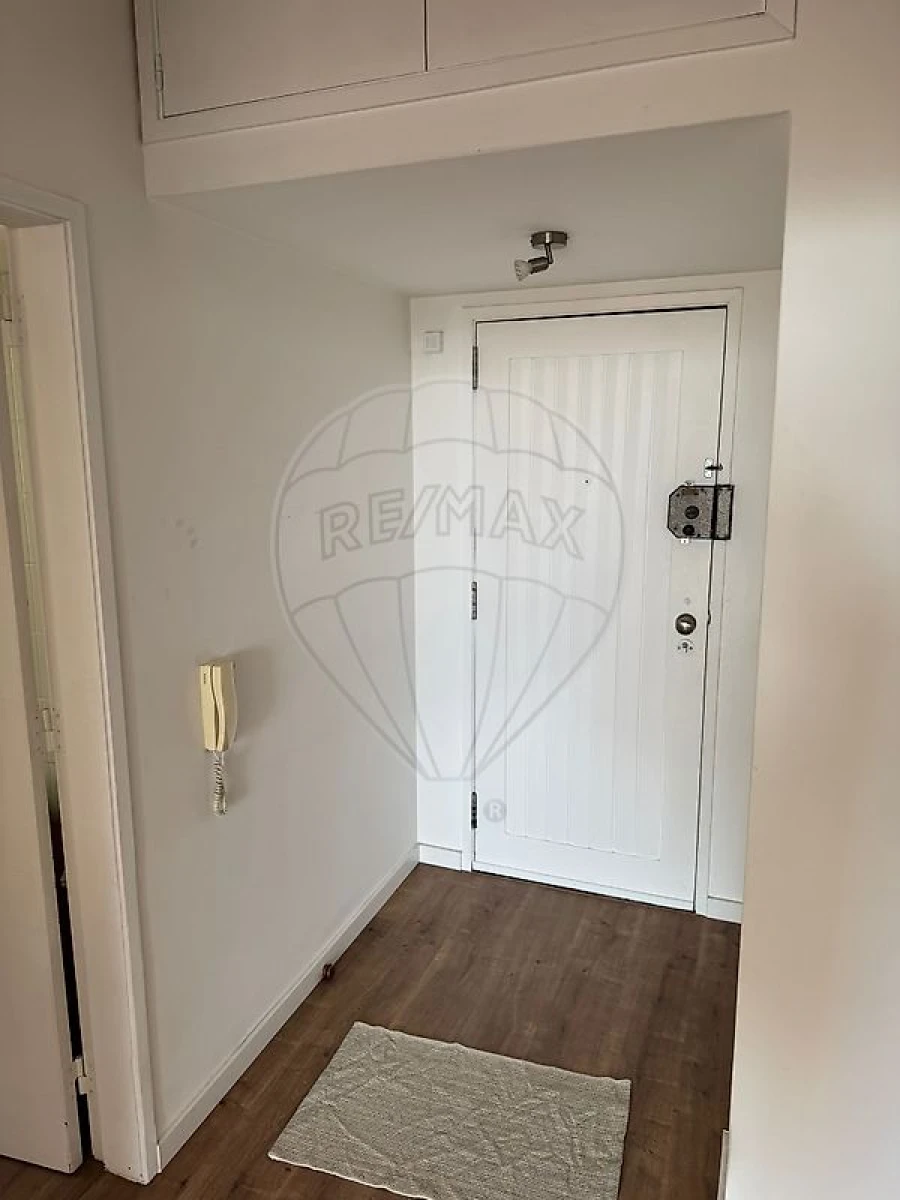 Apartamento T2 para Arrendamento em São Mamede de Infesta e Senhora da Hora Foto 34